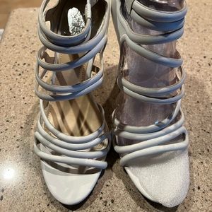 Vince Camuto New without Box White Heels Size 8M